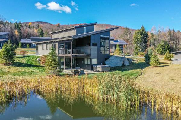 7 Natures WAY #WW 4, Stowe, VT 05672