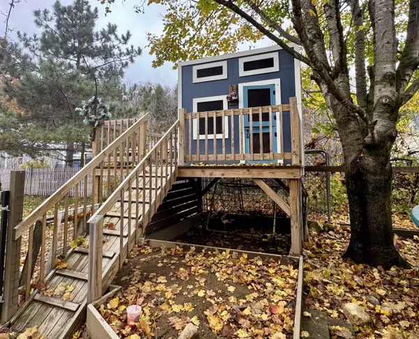 Springfield, VT 05150,143 Spoonerville RD