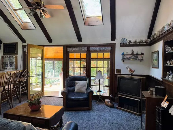 Haverhill, MA 01830,120 Middle RD