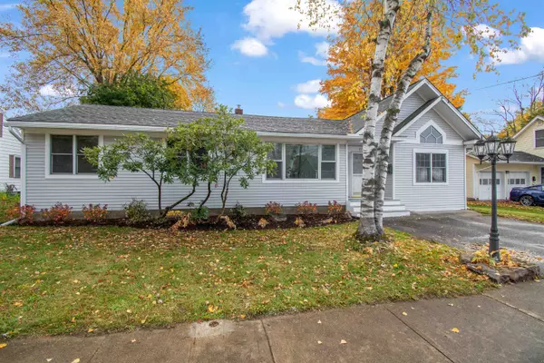 South Burlington, VT 05403,17 Barrett ST