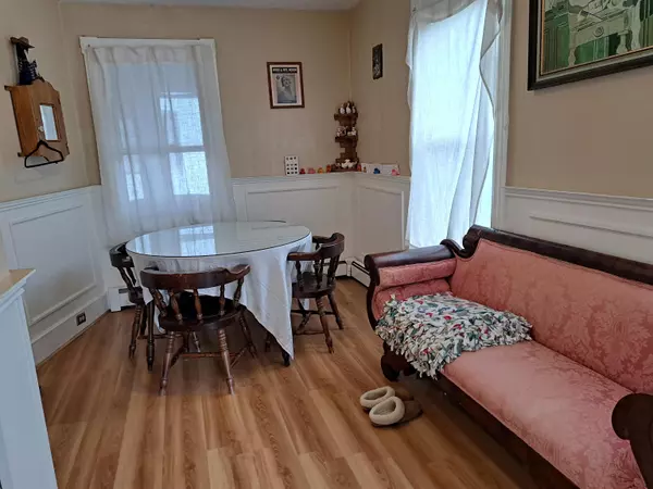 Claremont, NH 03743,232 North ST