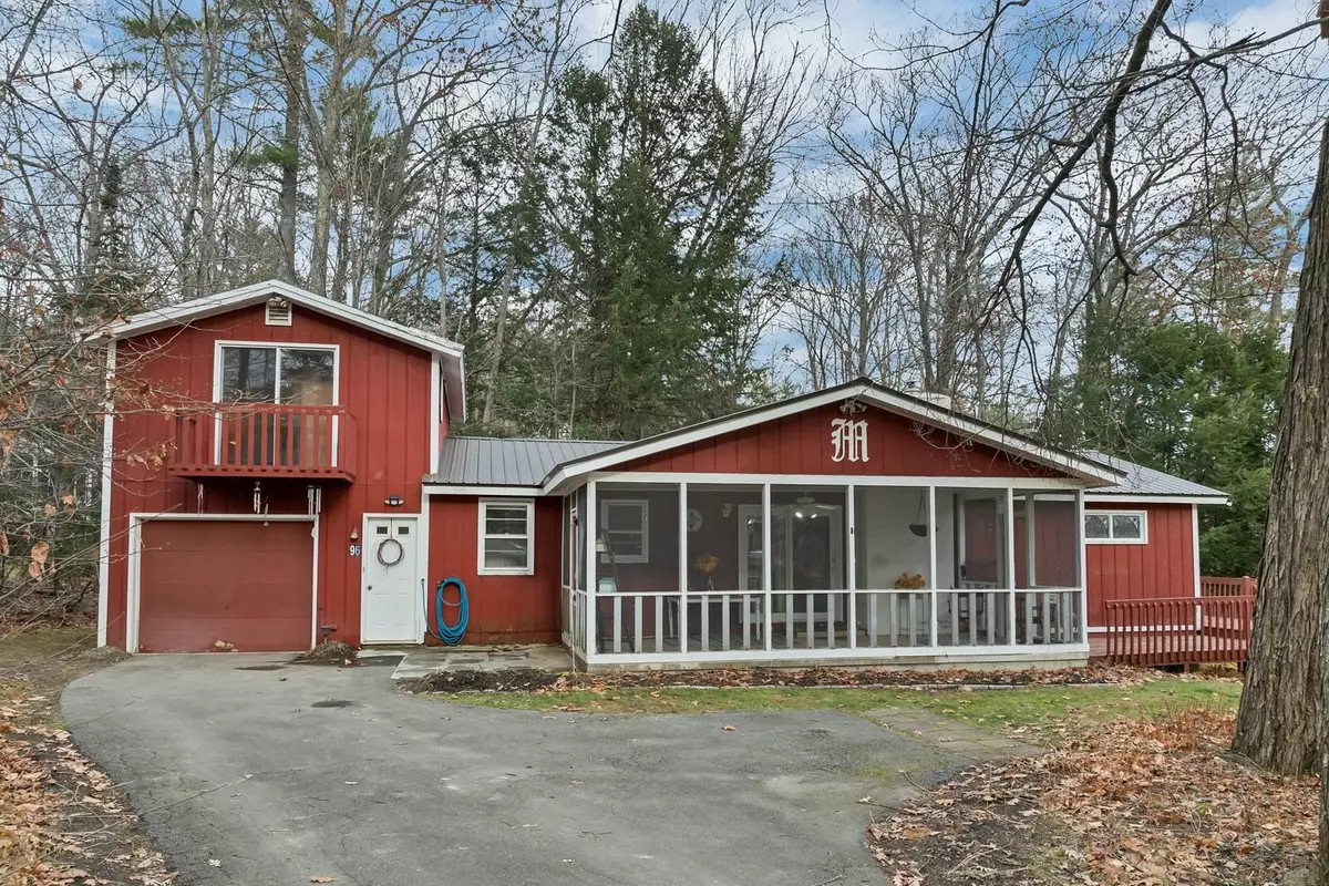 Barnstead, NH 03225,96 Dam Site RD