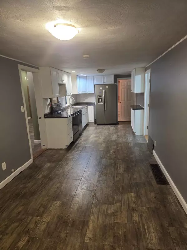 Derry, NH 03038,6 Hilda AVE