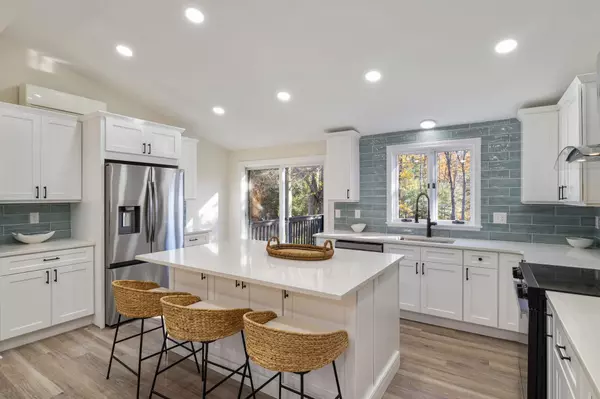 Seabrook, NH 03874,8 Kimberly DR