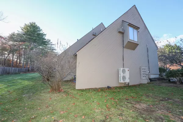 Bedford, NH 03110,10 Pimlico CT