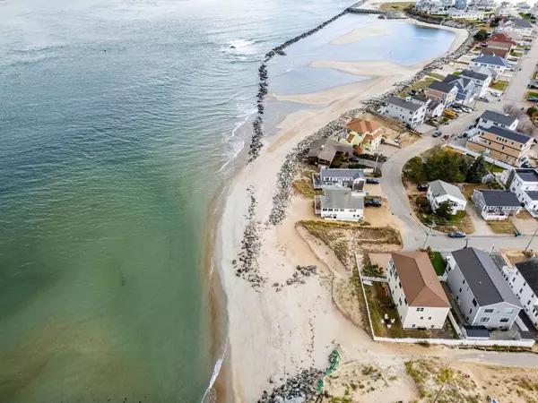 Seabrook, NH 03874,8 Portsmouth AVE