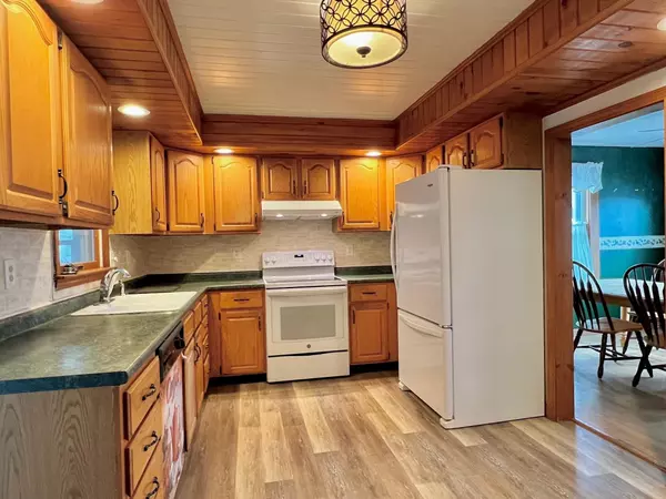 Nashua, NH 03060,11 Amherst TER