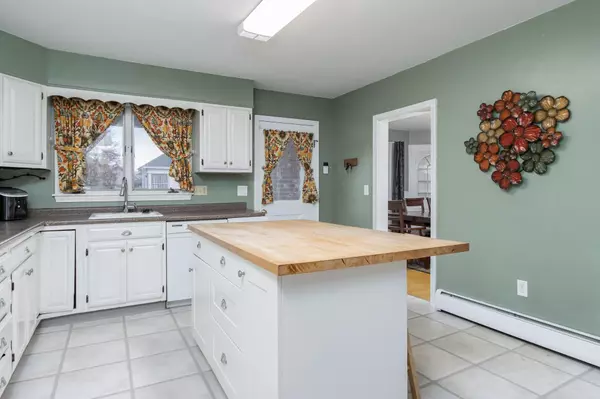 Manchester, NH 03102,509 Kelley ST