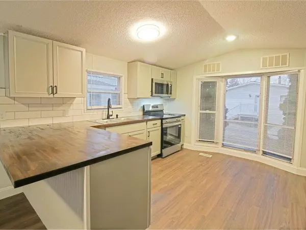 Burlington, VT 05408,20 Avenue C