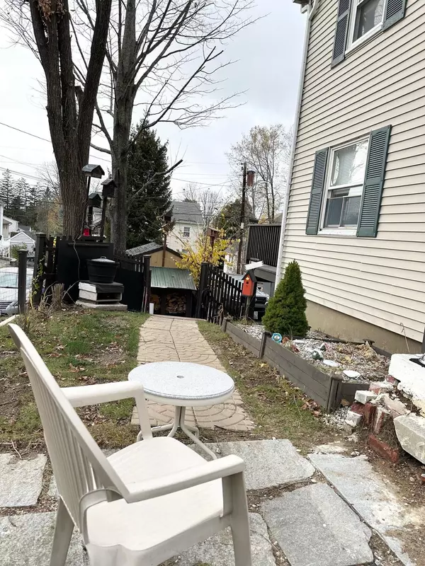 Manchester, NH 03104,62 Harold ST