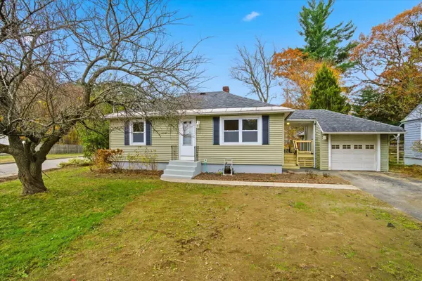 Manchester, NH 03103,63 Maynard AVE