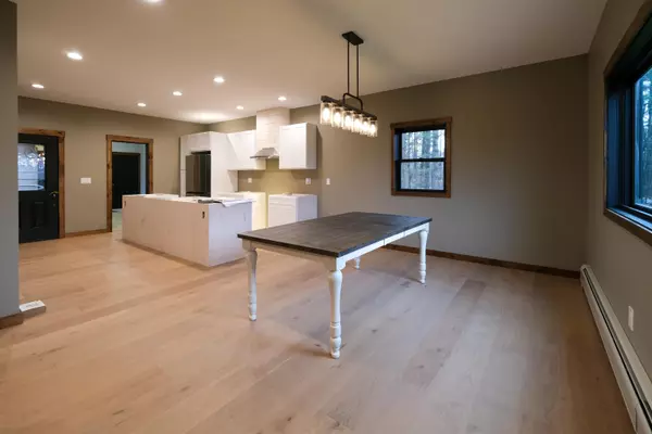 Ludlow, VT 05149,152 Town Farm RD