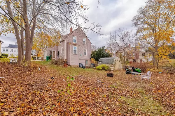 Rochester, NH 03867,15 Linden ST