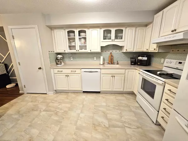 Laconia, NH 03246,130 Endicott ST #104