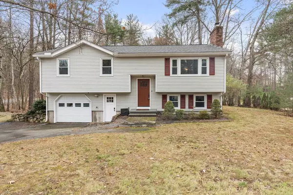 1 Westwood DR, Londonderry, NH 03053