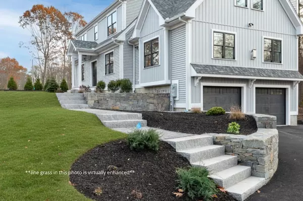 Greenland, NH 03840,141 Dearborn RD