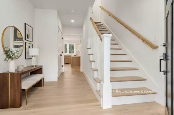 Greenland, NH 03840,141 Dearborn RD