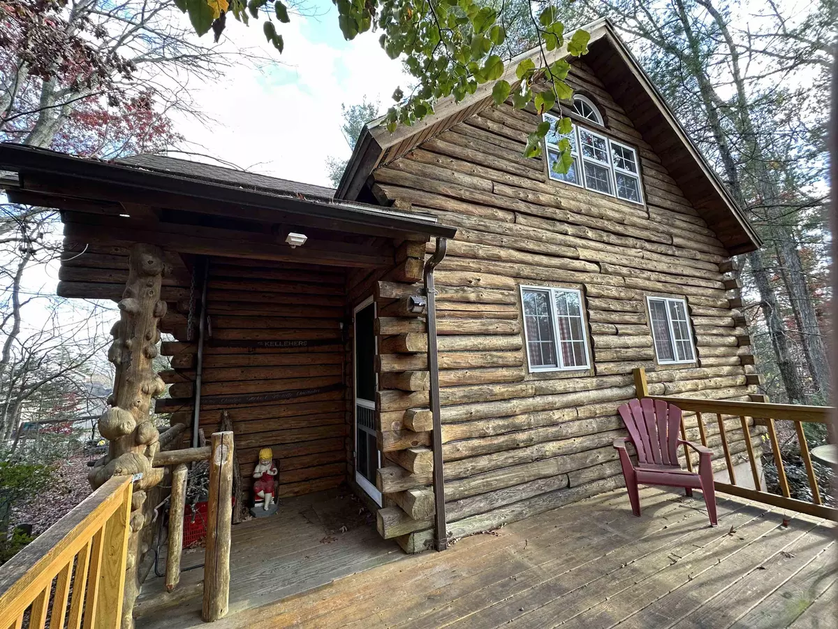 Salem, NH 03079,14 Car Mar LN