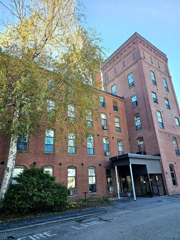 156 Front ST #102, Exeter, NH 03833