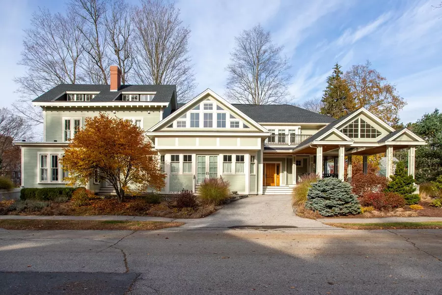 34 Pine ST, Exeter, NH 03833