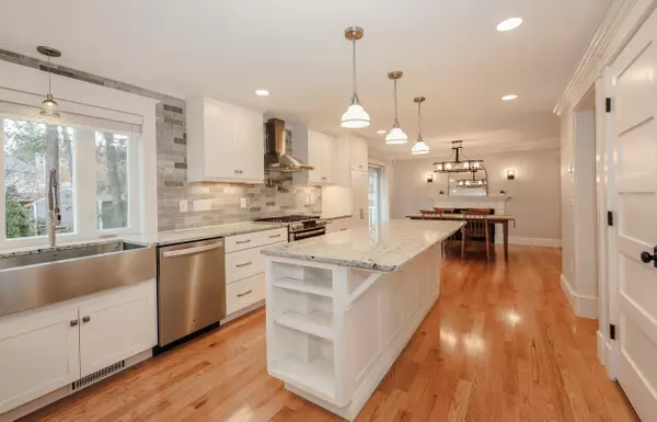 Nashua, NH 03062,41 Pinebrook RD