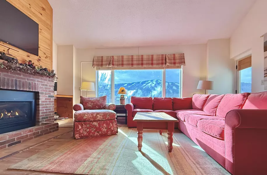 337 Handle (Snow Tree Pines K) RD #Pines K, Dover, VT 05356