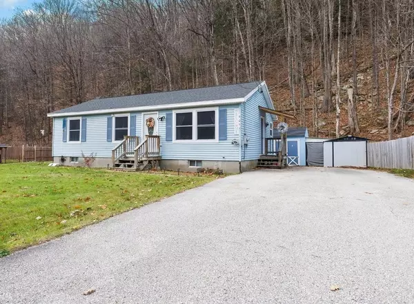 905 VT Route 9, Woodford, VT 05201