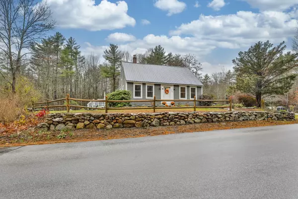 New Boston, NH 03070,718 Bedford RD