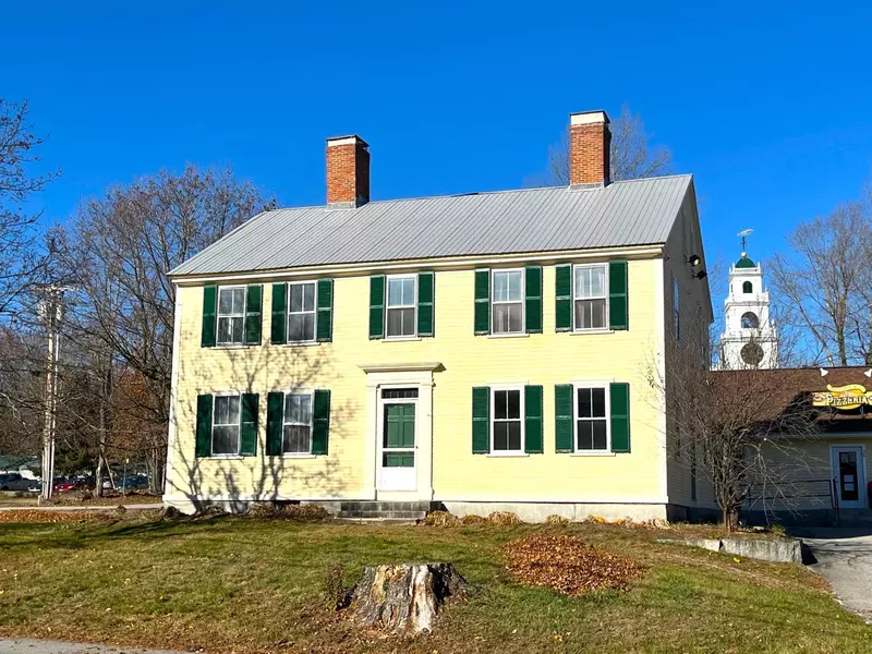 26 Western AVE, Henniker, NH 03242