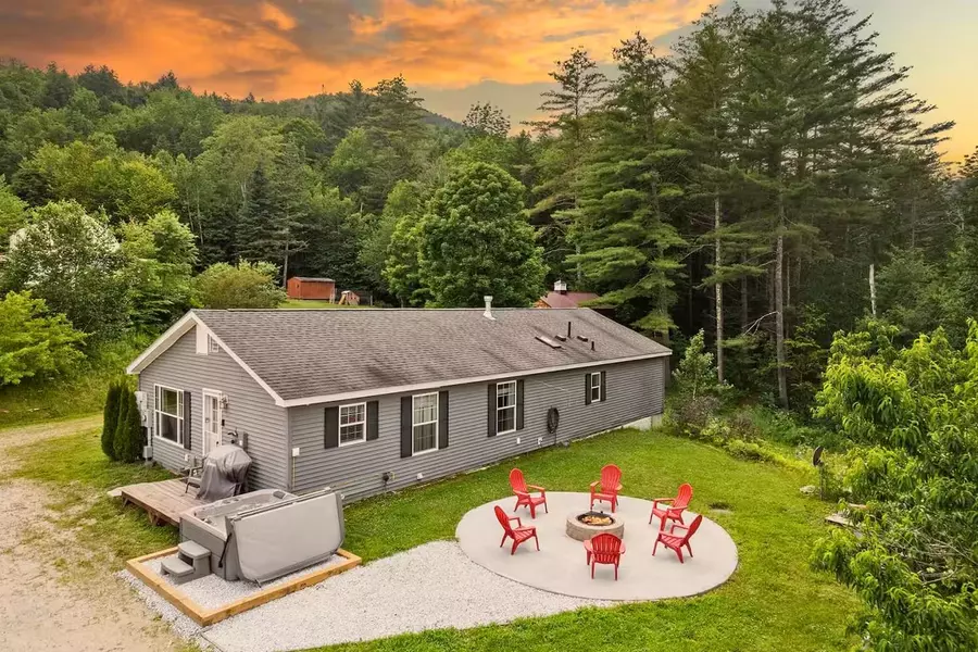 90 Blueberry Hill RD, Bridgewater, VT 05035