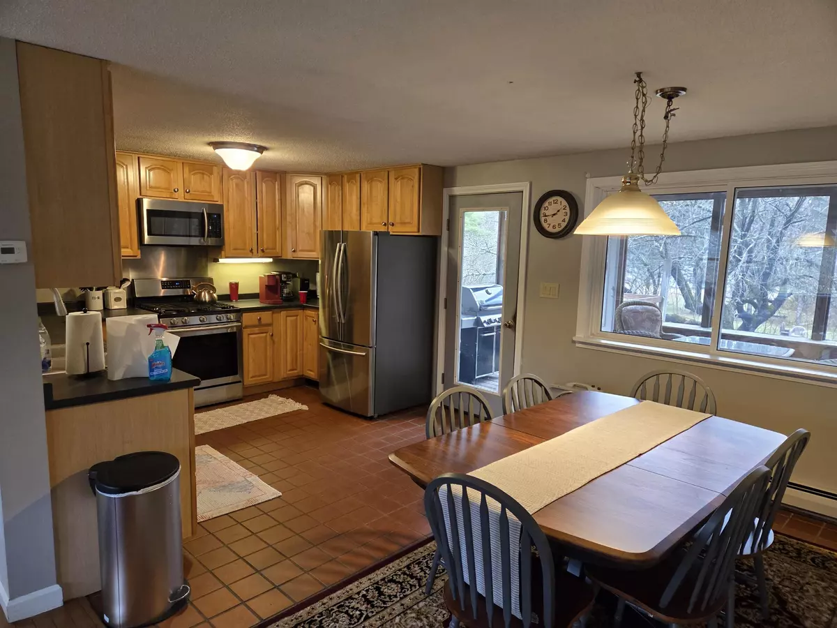 Campton, NH 03223,15 Broomstick LN