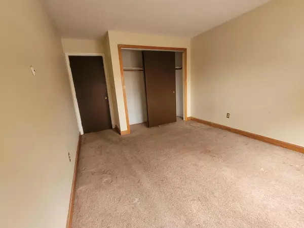 Salem, NH 03079,8 Lancelot CT #14