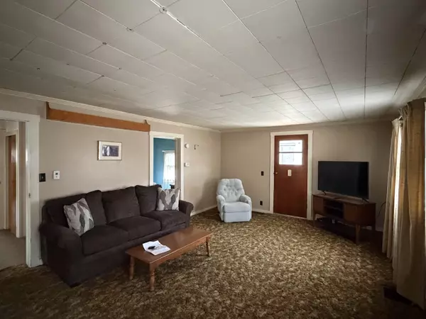 Chester, VT 05143,1374 VT Route 103 N