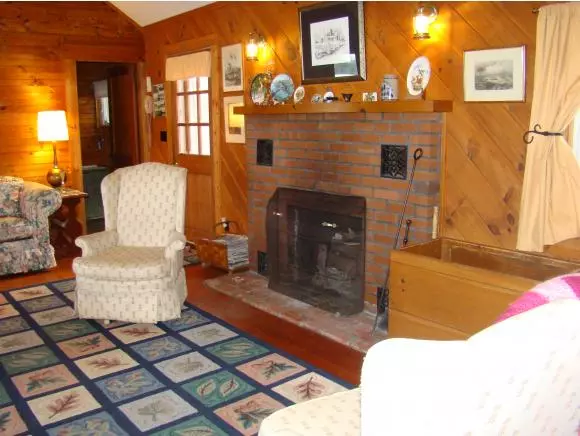 Holderness, NH 03245,33 Marden Point RD