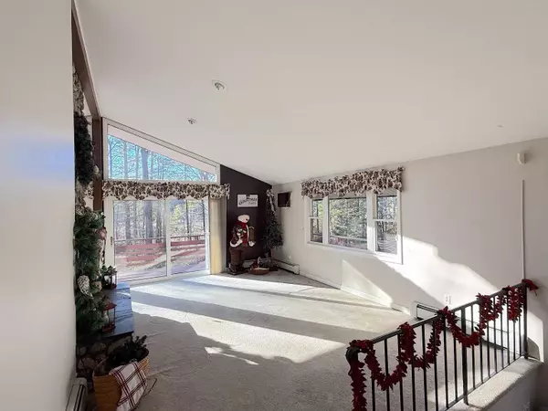 Goffstown, NH 03045,3 Tanager RD