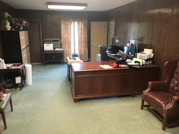 Rutland City, VT 05701,198 North Main ST #C-4