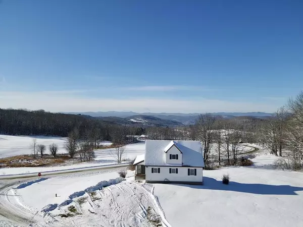 3 Brocklebank RD, Tunbridge, VT 05077