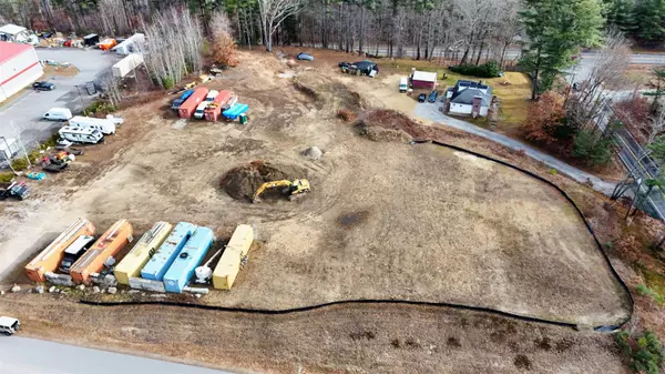 Hooksett, NH 03106,5 Cross RD