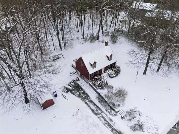 Hudson, NH 03051,5 Kestrel LN