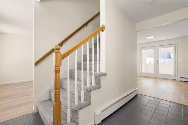 Manchester, NH 01301,720 Brent ST