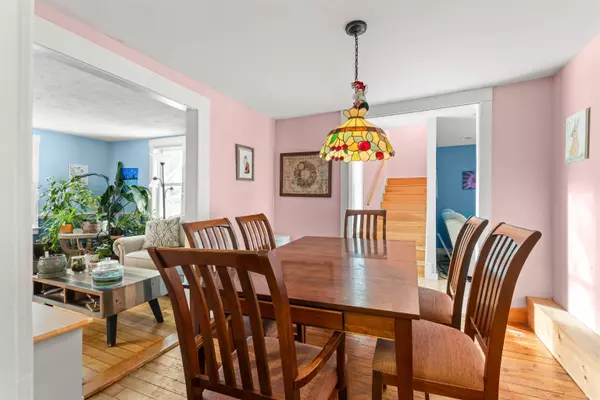 Conway, NH 03860,58 Sidetrack RD