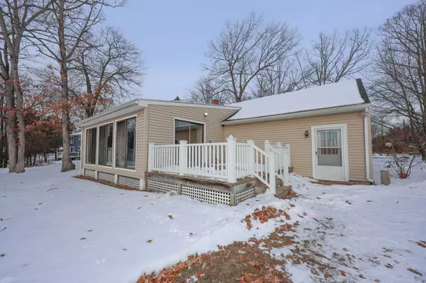 Manchester, NH 03103,135 Pepperidge DR