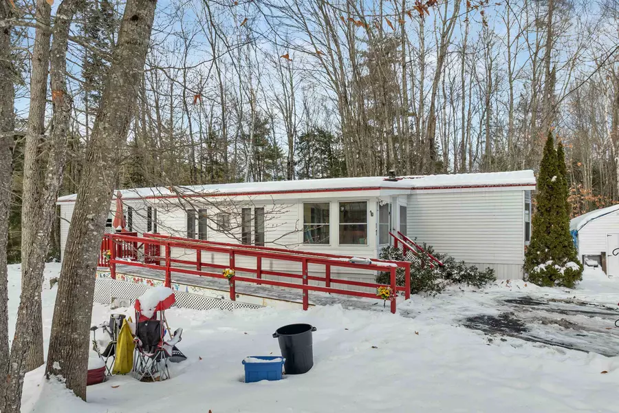 320 Old Lakeshore RD #17, Gilford, NH 03249