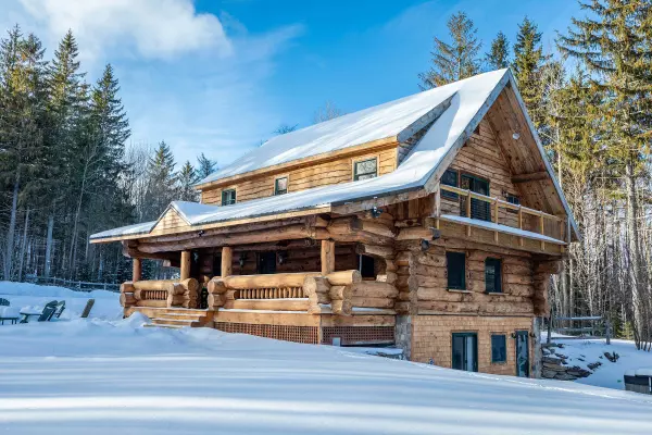 Mount Holly, VT 05730,281 Yale RD