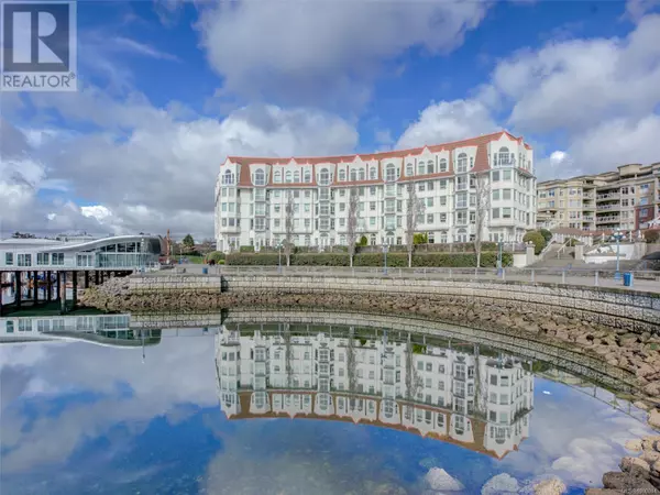 Victoria, BC V9A7J9,11 Cooperage PL #104