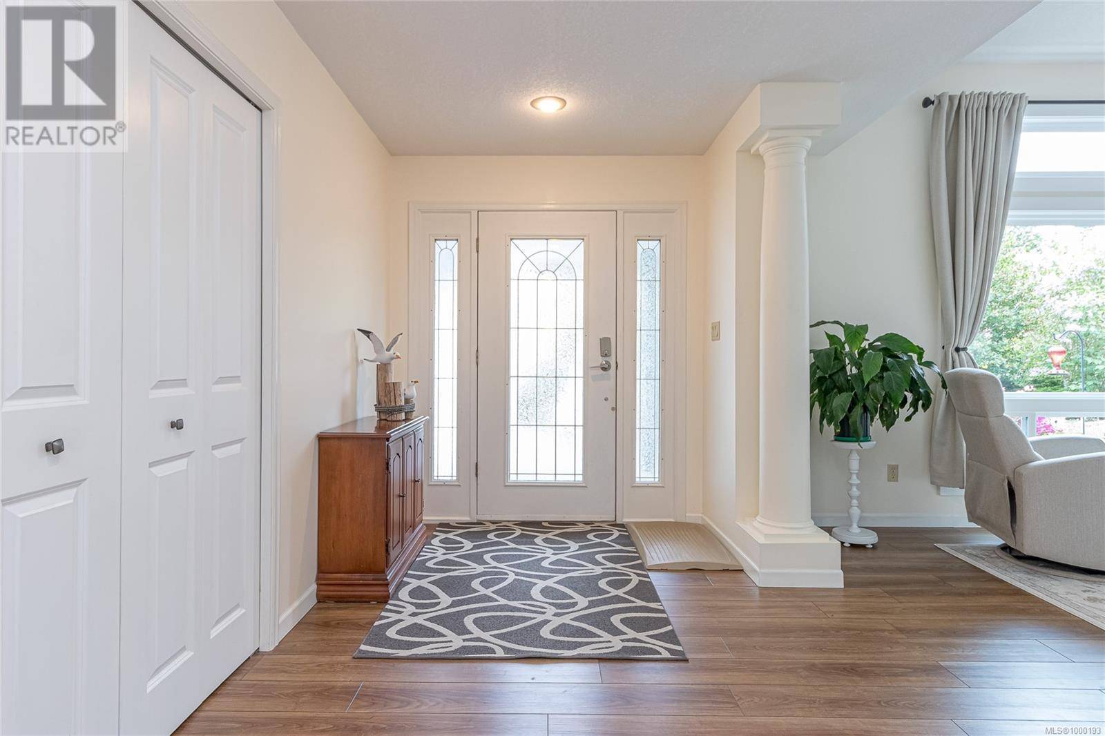 Qualicum Beach, BC V9K1C4,600 Nassau Cres