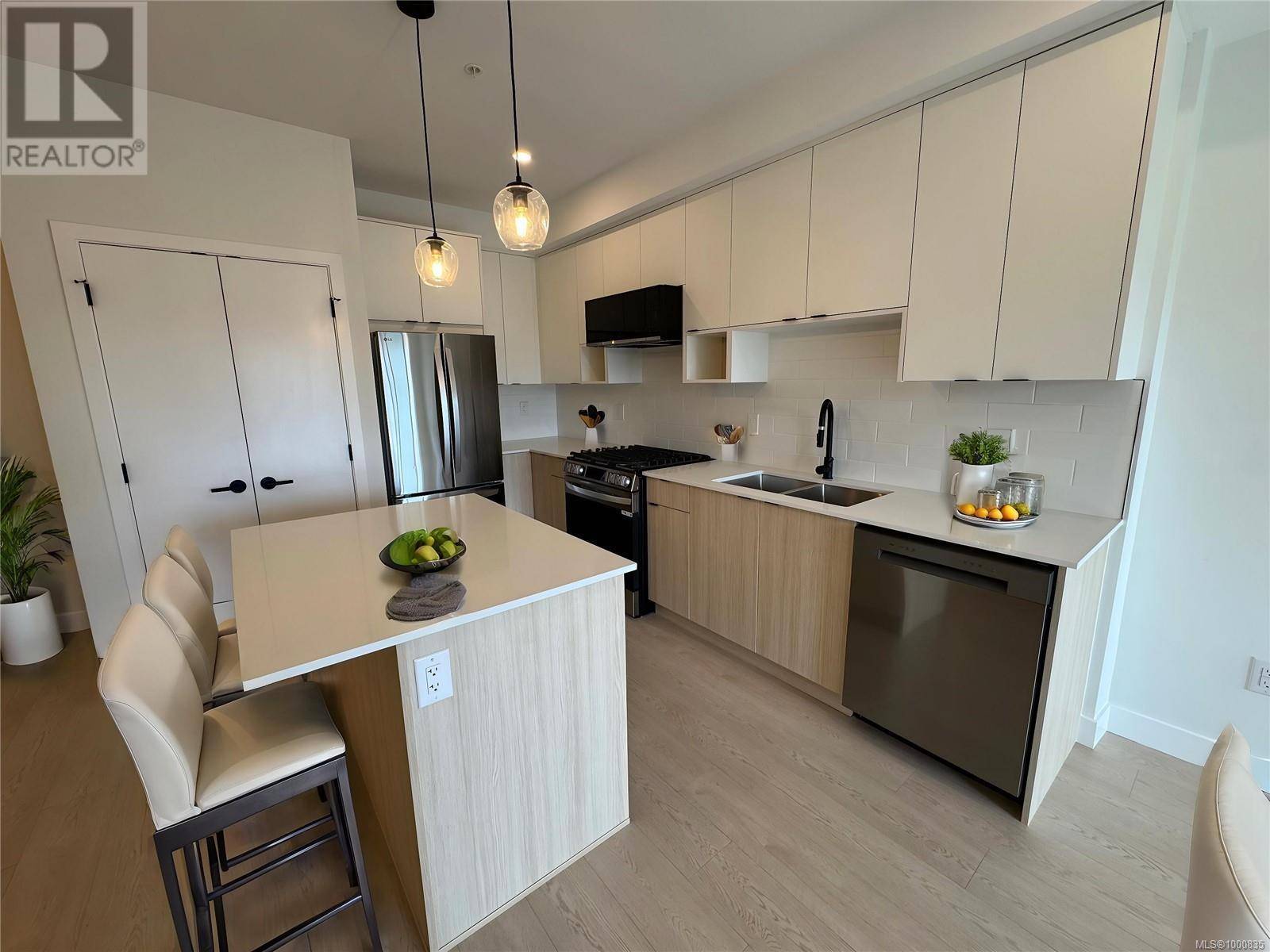 Langford, BC V9B3R8,2629 Millstream RD #608