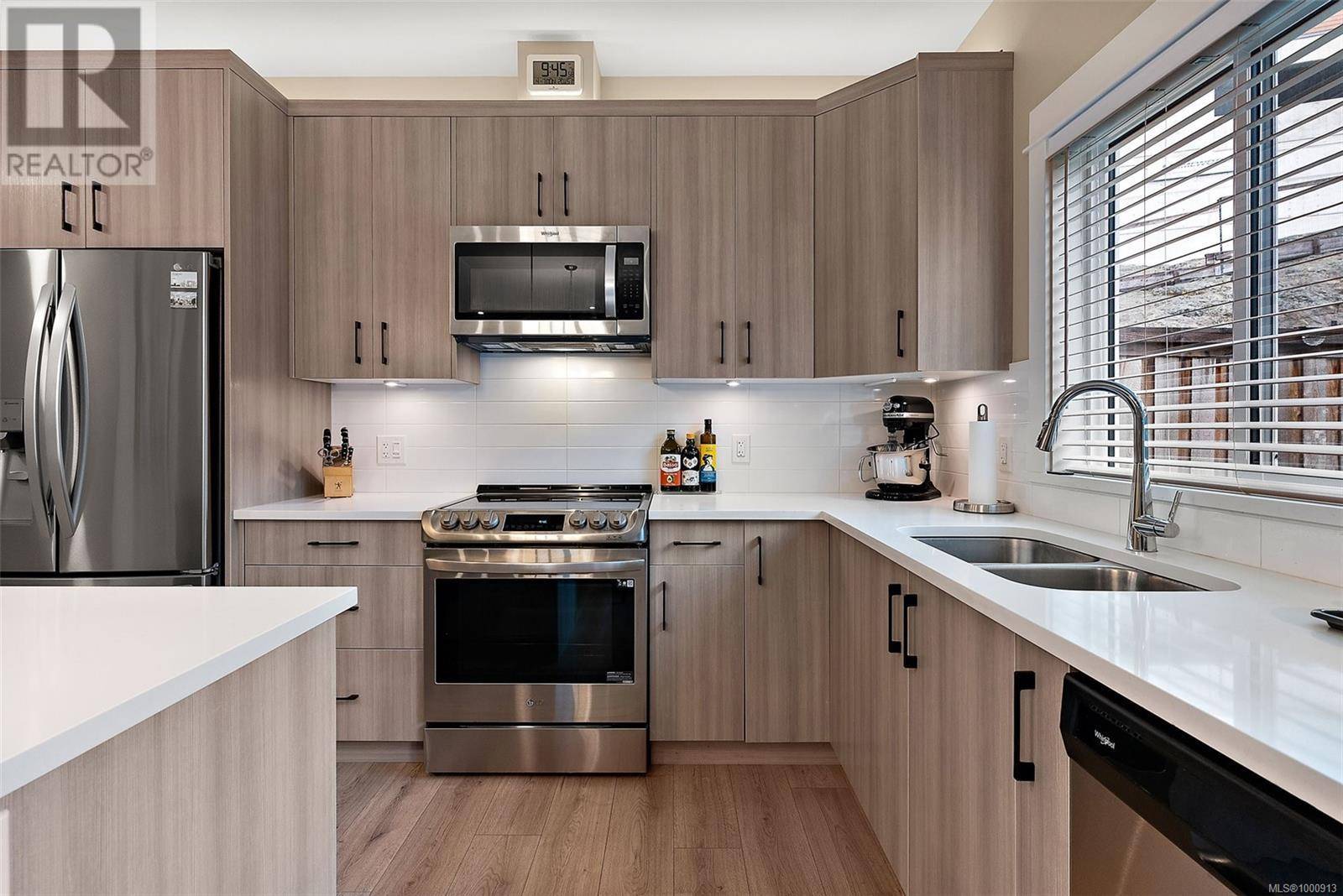 View Royal, BC V9B3R9,8 West Park Pl
