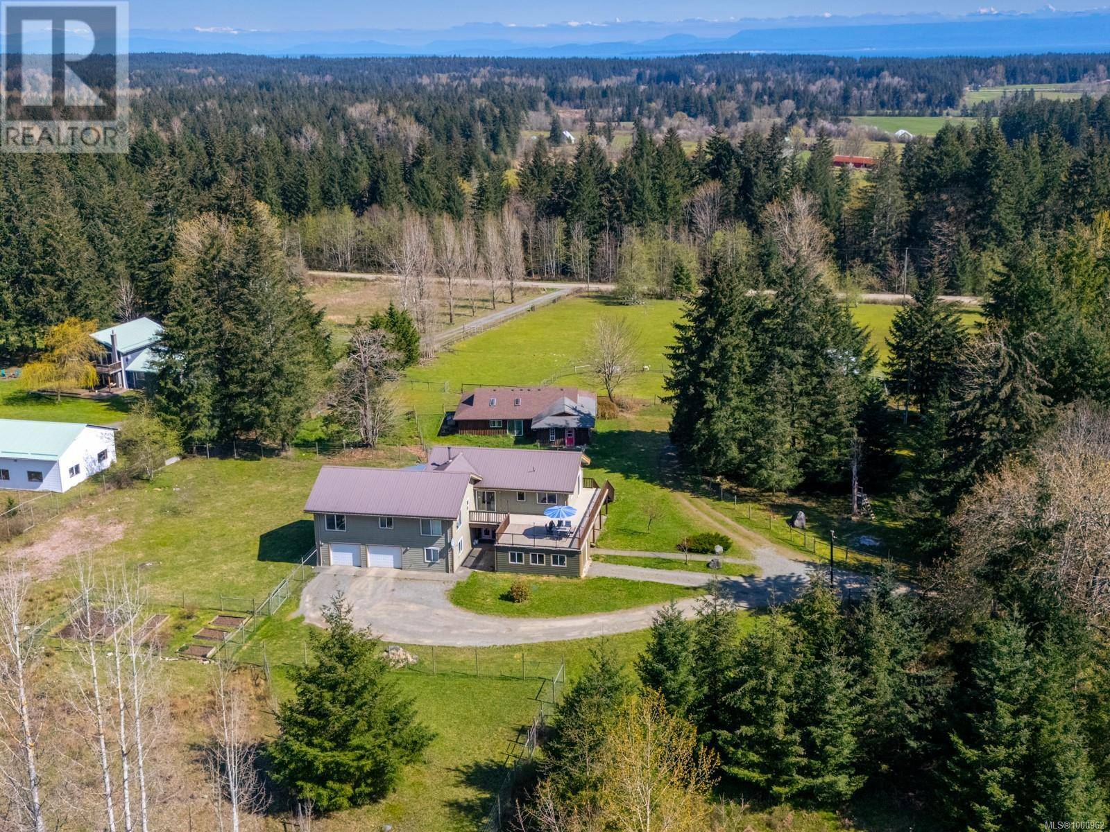 Courtenay, BC V9J1M9,2892 Maridge Rd