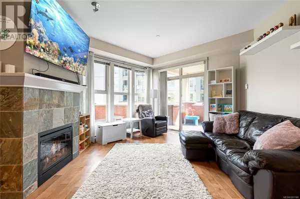 Nanaimo, BC V9V1W8,6310 McRobb AVE #114